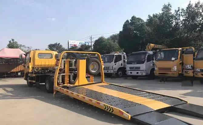 良庆区汽车中途维修案例